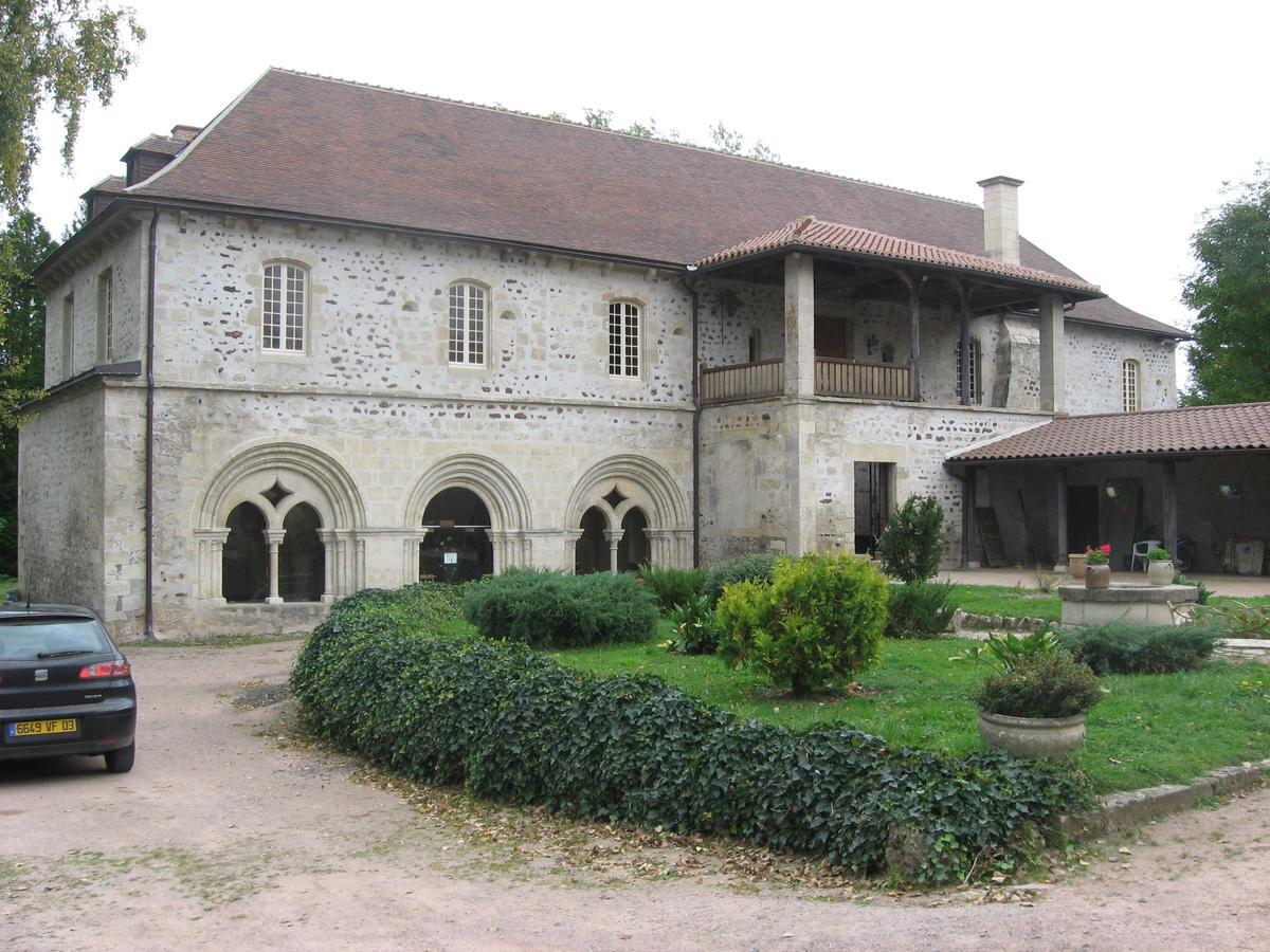 Abbaye Saint Gilbert Bed and Breakfast Buitenkant foto